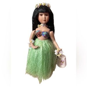 Duckhouse Heirloom Doll KAILANI 44/5000 Original Box, Loose Arms